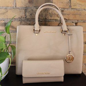 Michael Kors Savannah LG satchel bag and wallet